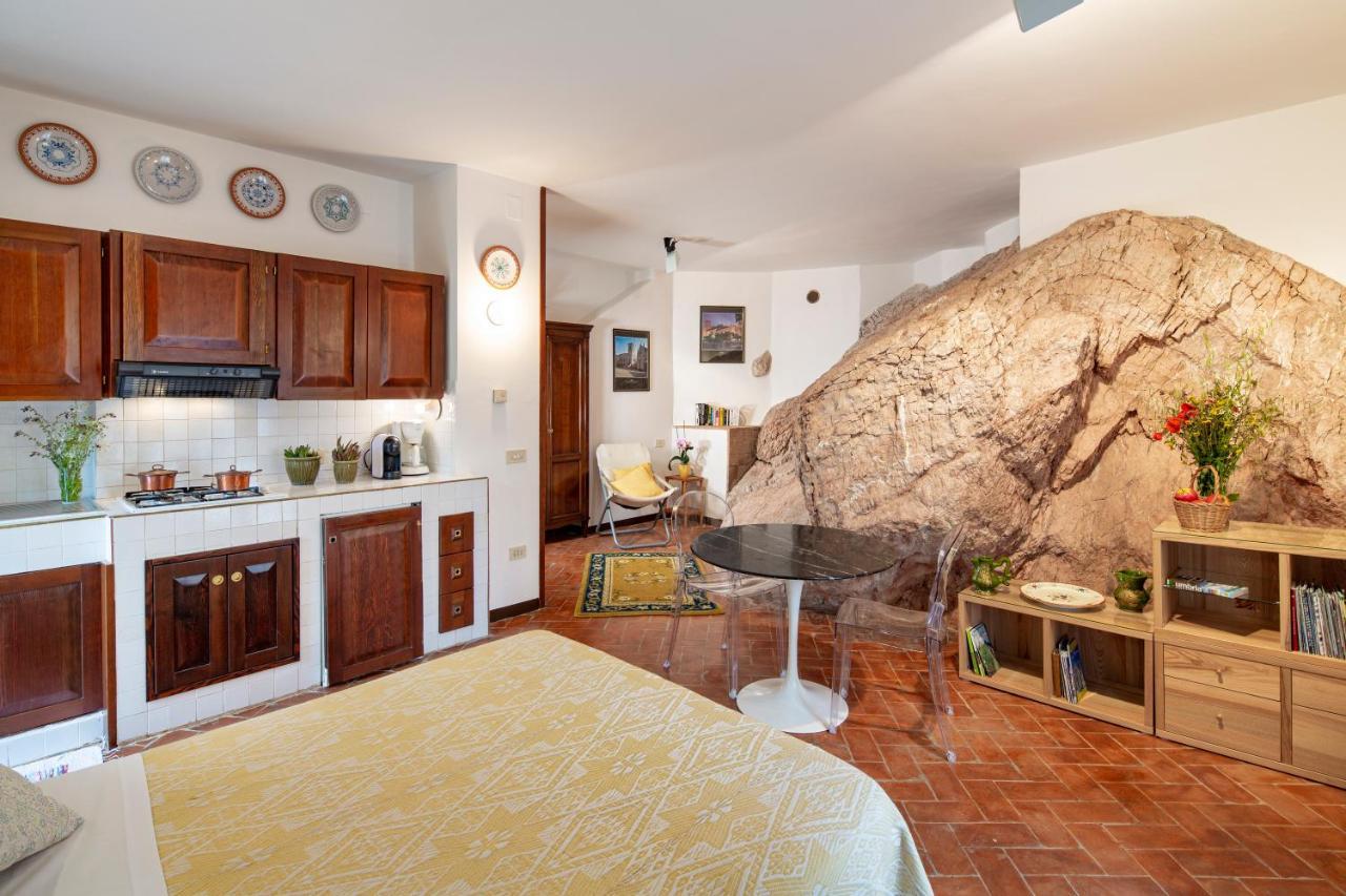 Residence Menotre Rasiglia Dış mekan fotoğraf