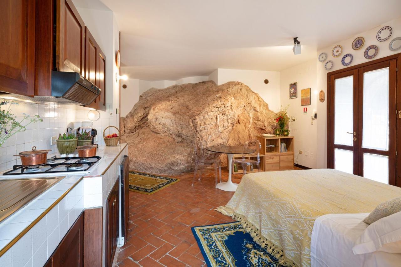 Residence Menotre Rasiglia Dış mekan fotoğraf