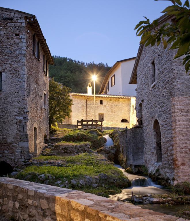 Residence Menotre Rasiglia Dış mekan fotoğraf