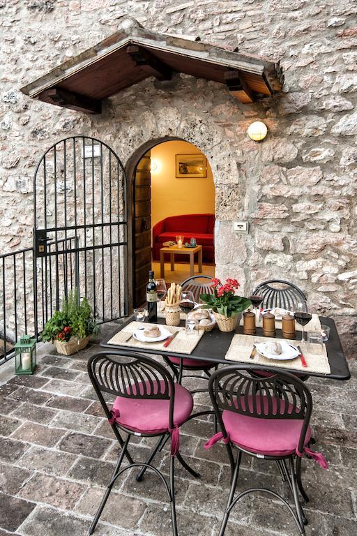 Residence Menotre Rasiglia Oda fotoğraf