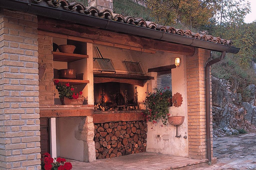 Residence Menotre Rasiglia Dış mekan fotoğraf